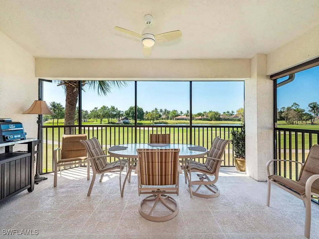 8169 Saratoga Drive Naples FL 34113