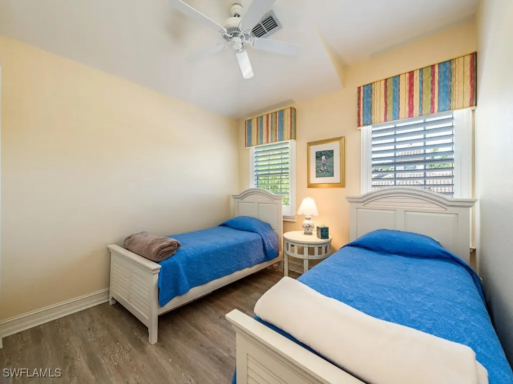 8169 Saratoga Drive Naples FL 34113