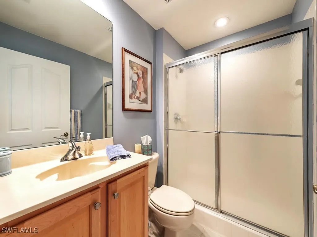 8169 Saratoga Drive Naples FL 34113