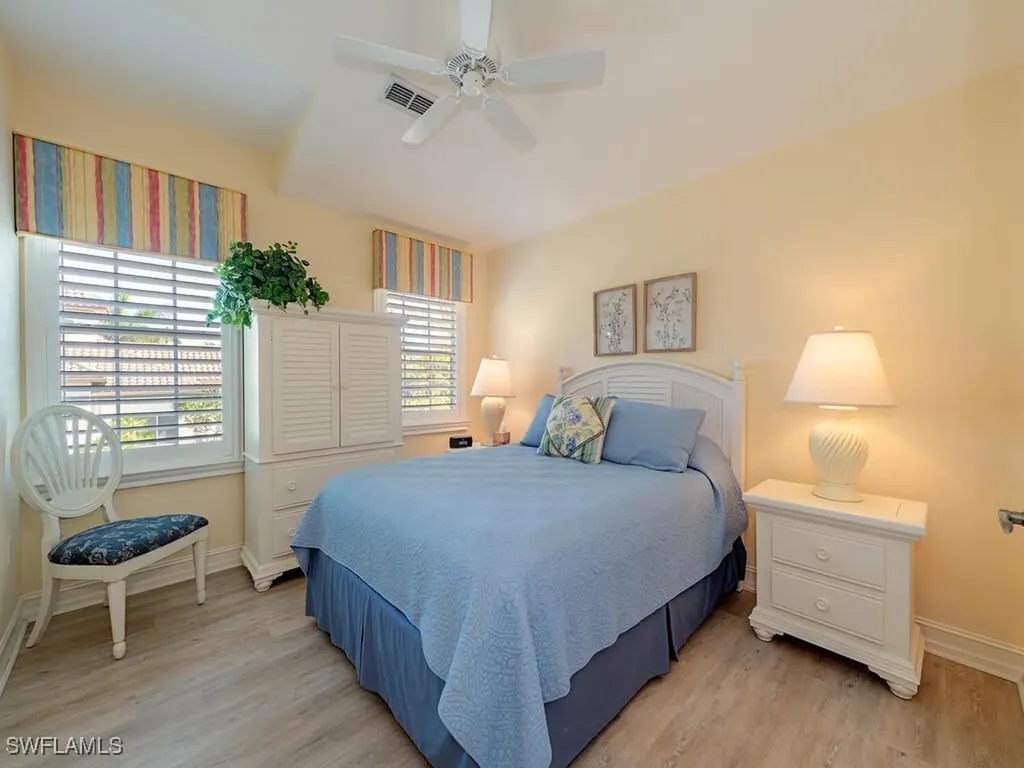 8169 Saratoga Drive Naples FL 34113