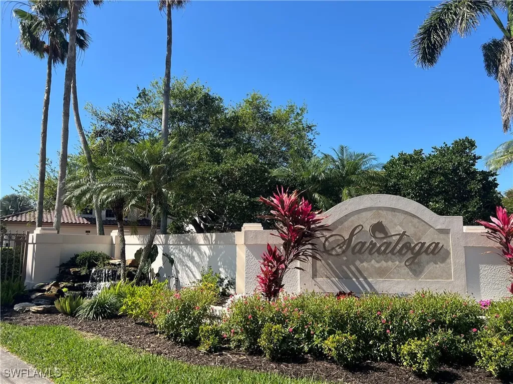 8169 Saratoga Drive Naples FL 34113