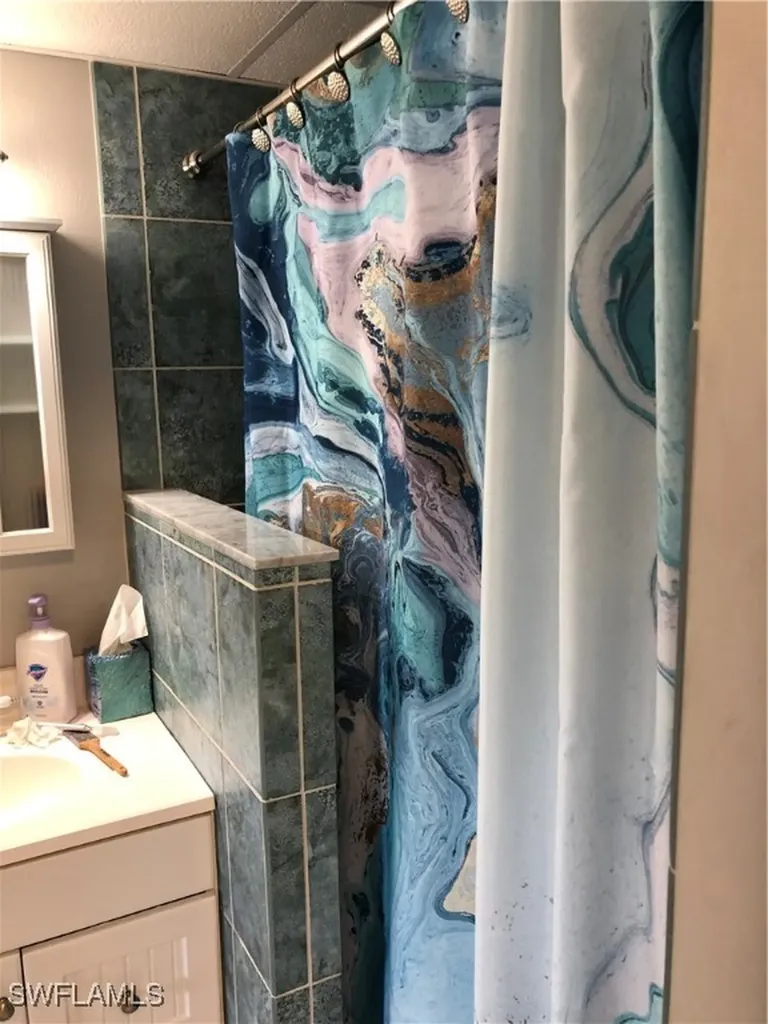 3211 Stringfellow Road St. James City FL 33956