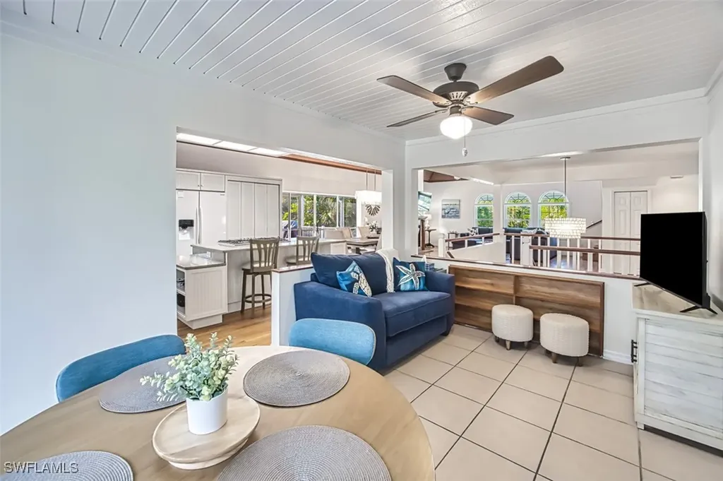 459 Lagoon Drive Sanibel FL 33957