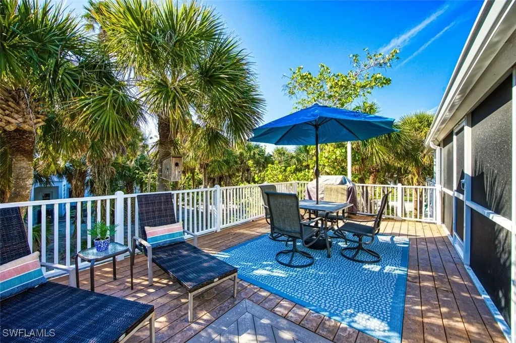 459 Lagoon Drive Sanibel FL 33957