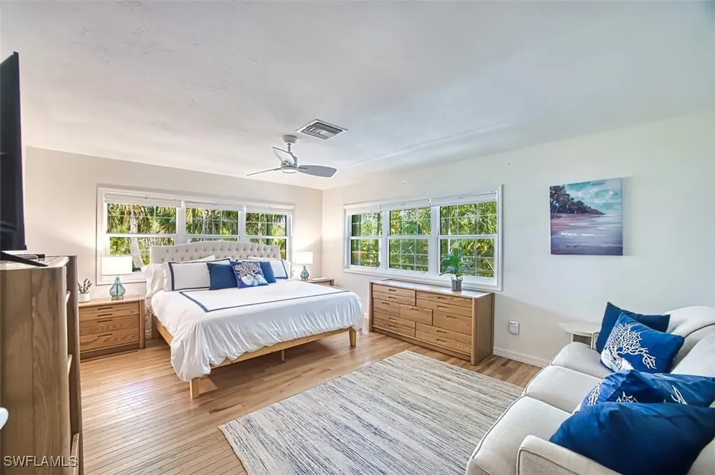 459 Lagoon Drive Sanibel FL 33957