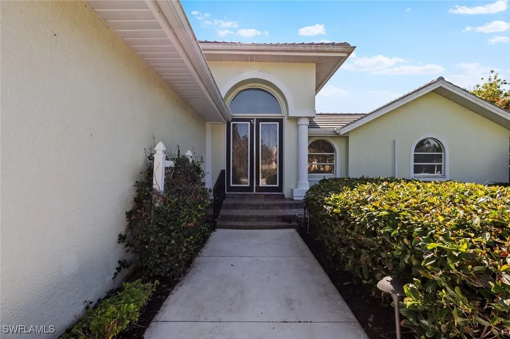 8771 King Lear Court Fort Myers FL 33908