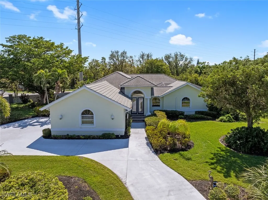 8771 King Lear Court Fort Myers FL 33908