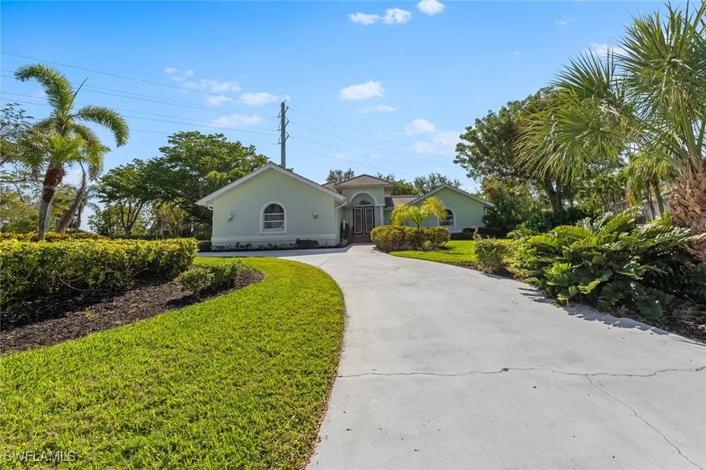 8771 King Lear Court Fort Myers FL 33908