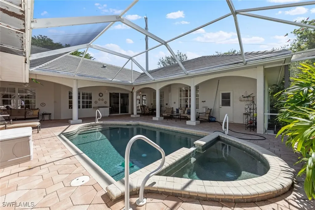 8771 King Lear Court Fort Myers FL 33908