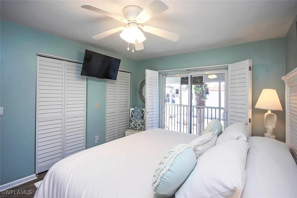 827 E Gulf Drive Sanibel FL 33957