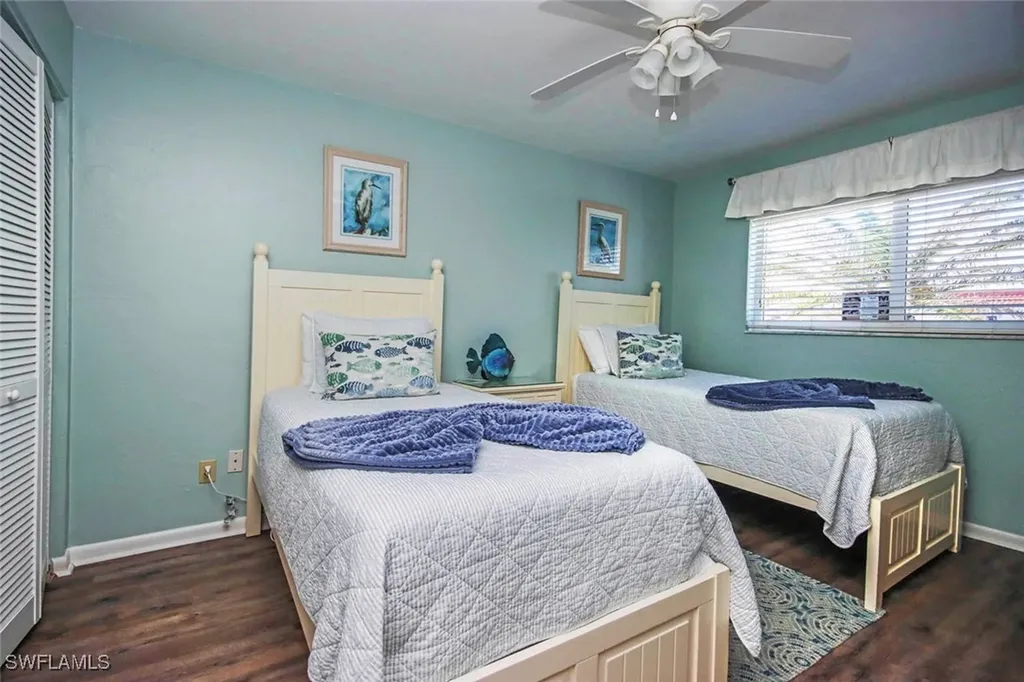 827 E Gulf Drive Sanibel FL 33957