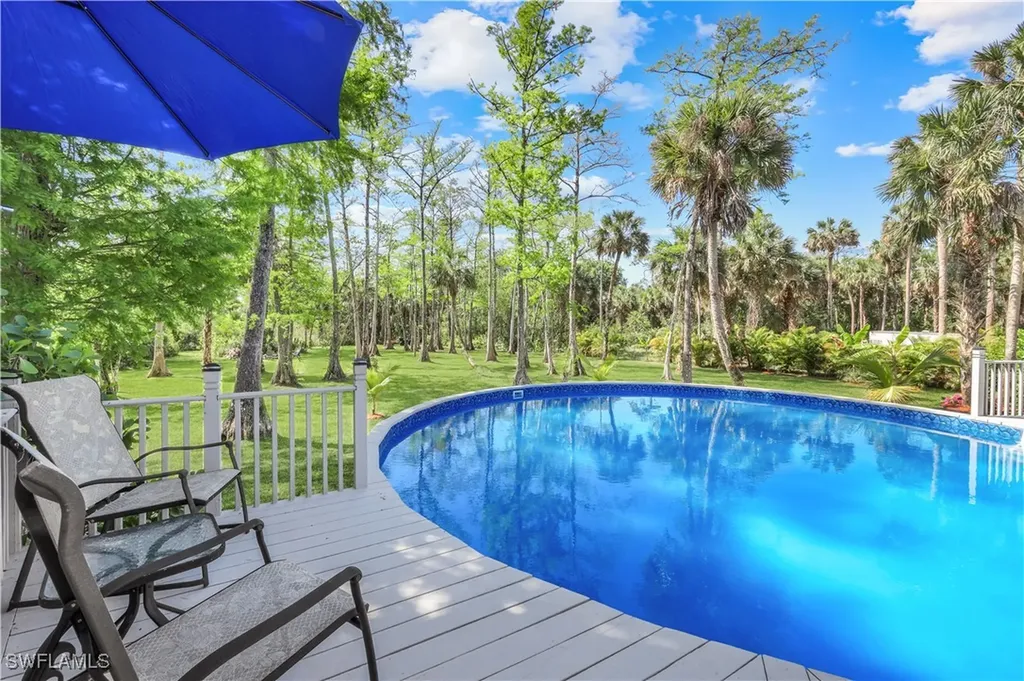 1420 14th Avenue NE Naples FL 34120