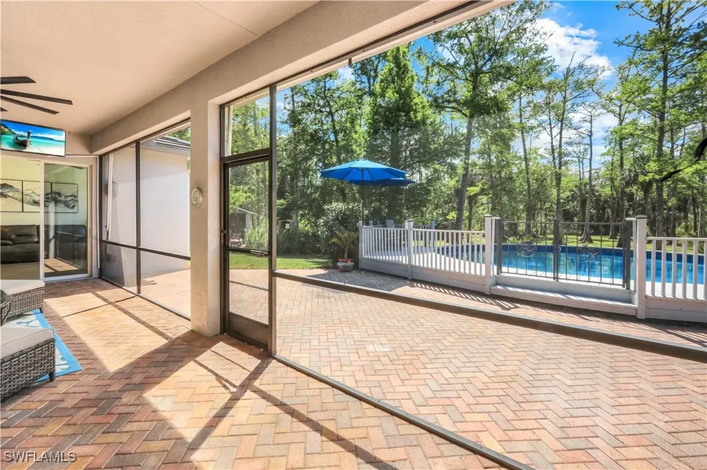 1420 14th Avenue NE Naples FL 34120