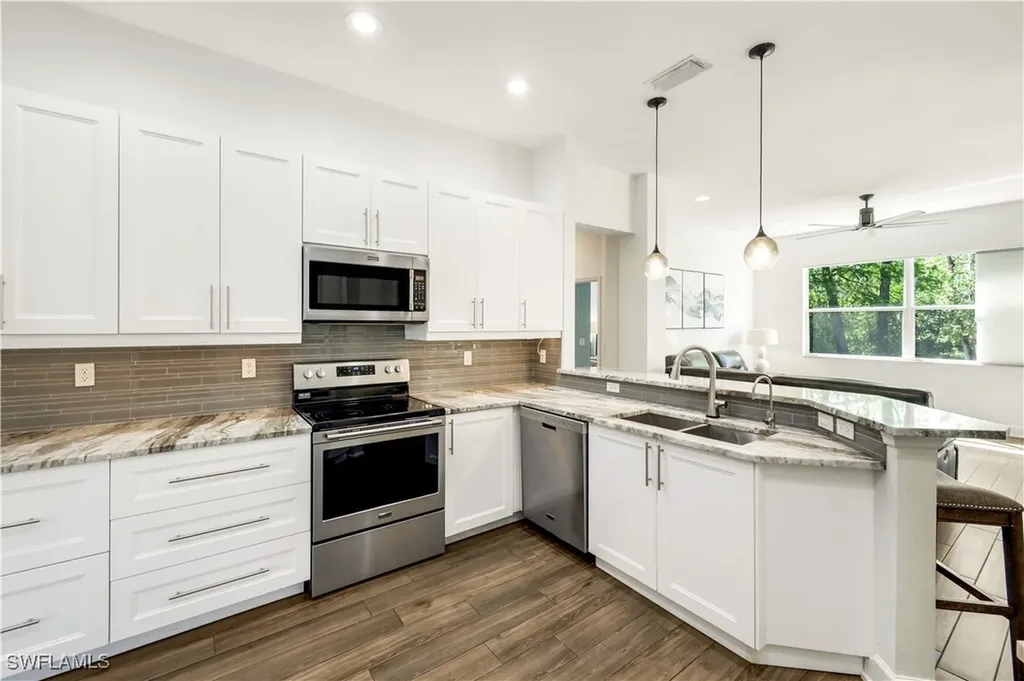 1420 14th Avenue NE Naples FL 34120