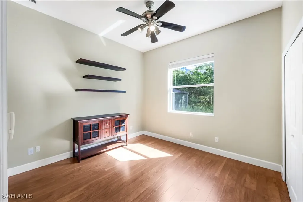1420 14th Avenue NE Naples FL 34120
