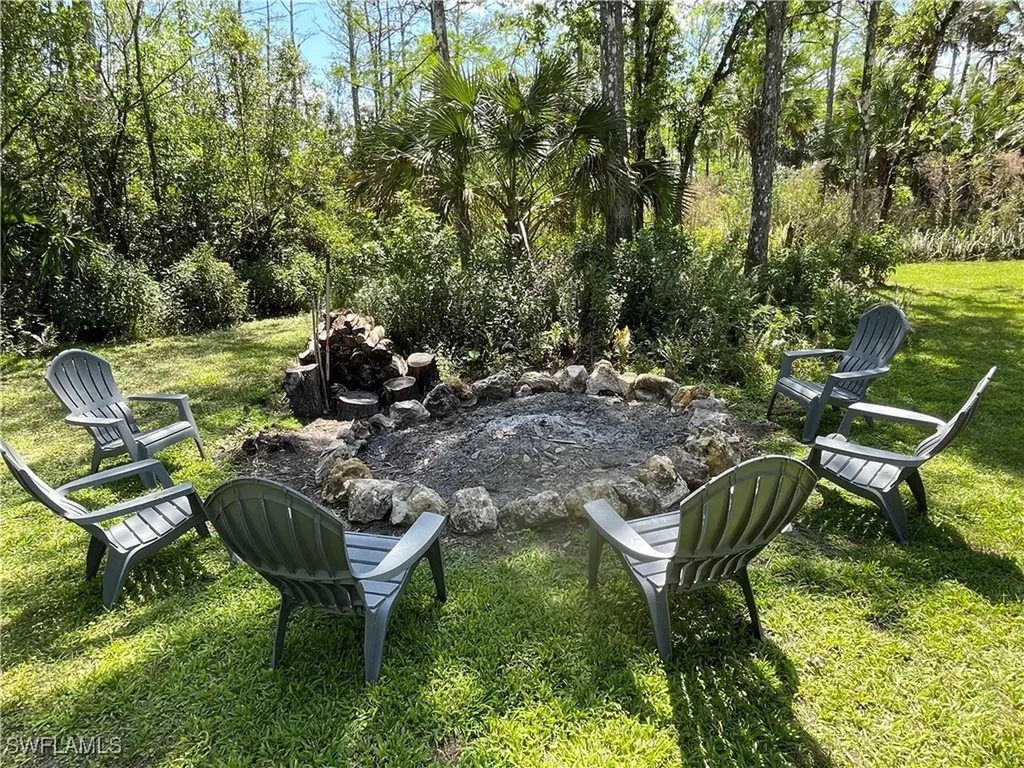 1420 14th Avenue NE Naples FL 34120