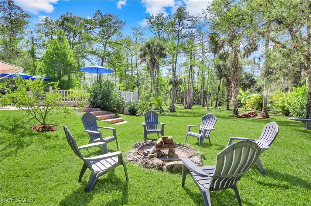1420 14th Avenue NE Naples FL 34120