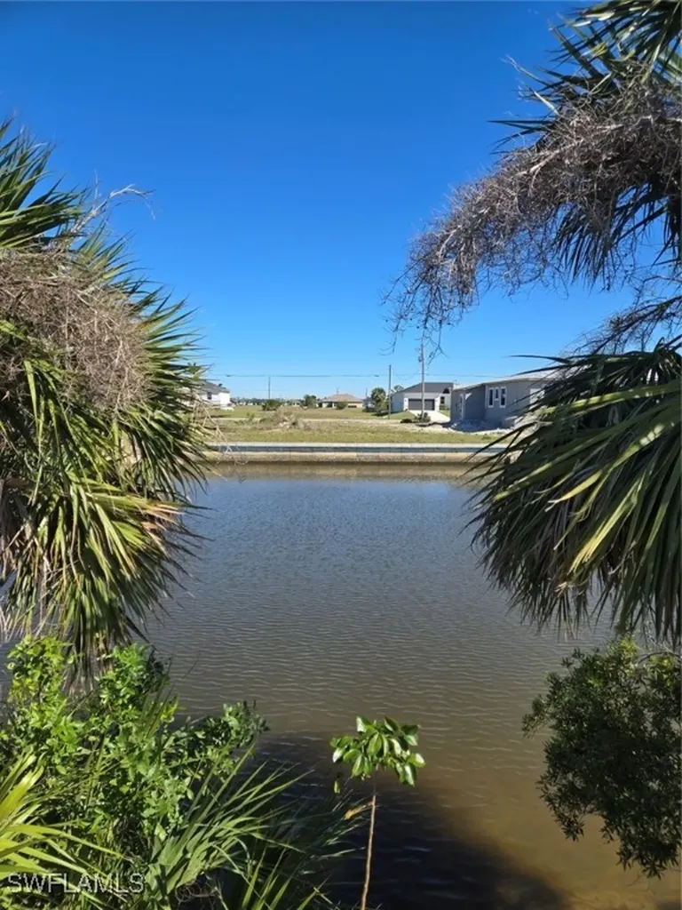 4121 NW 36th Terrace Cape Coral FL 33993