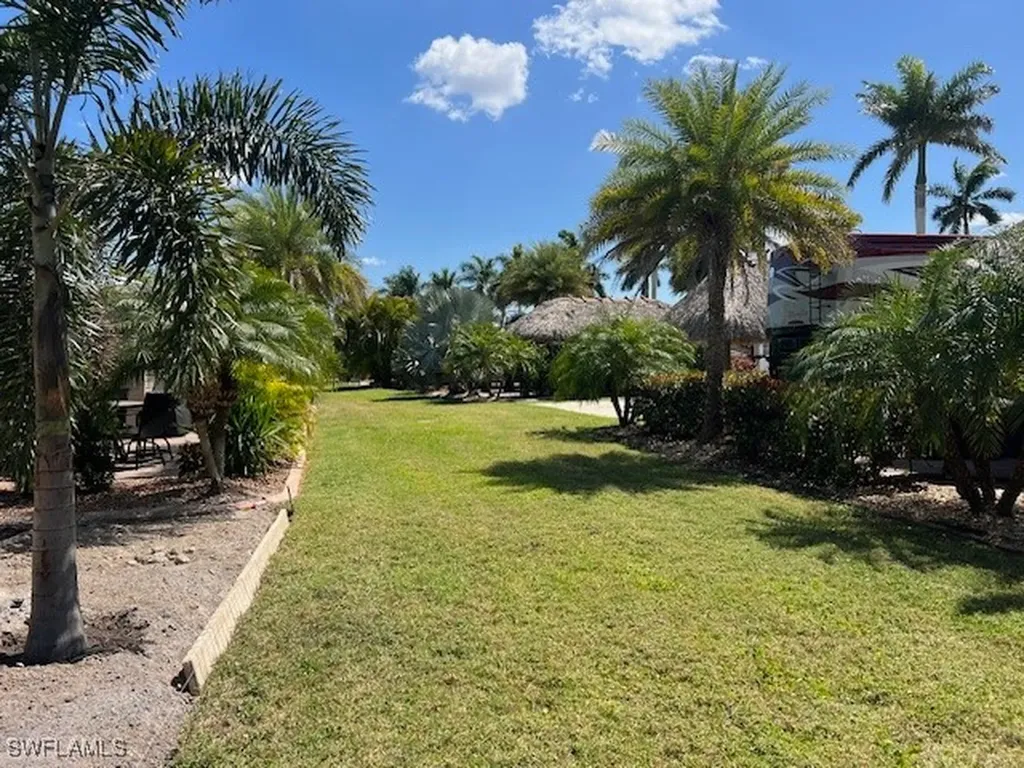 10317 Fire Flag Trail Fort Myers FL 33905