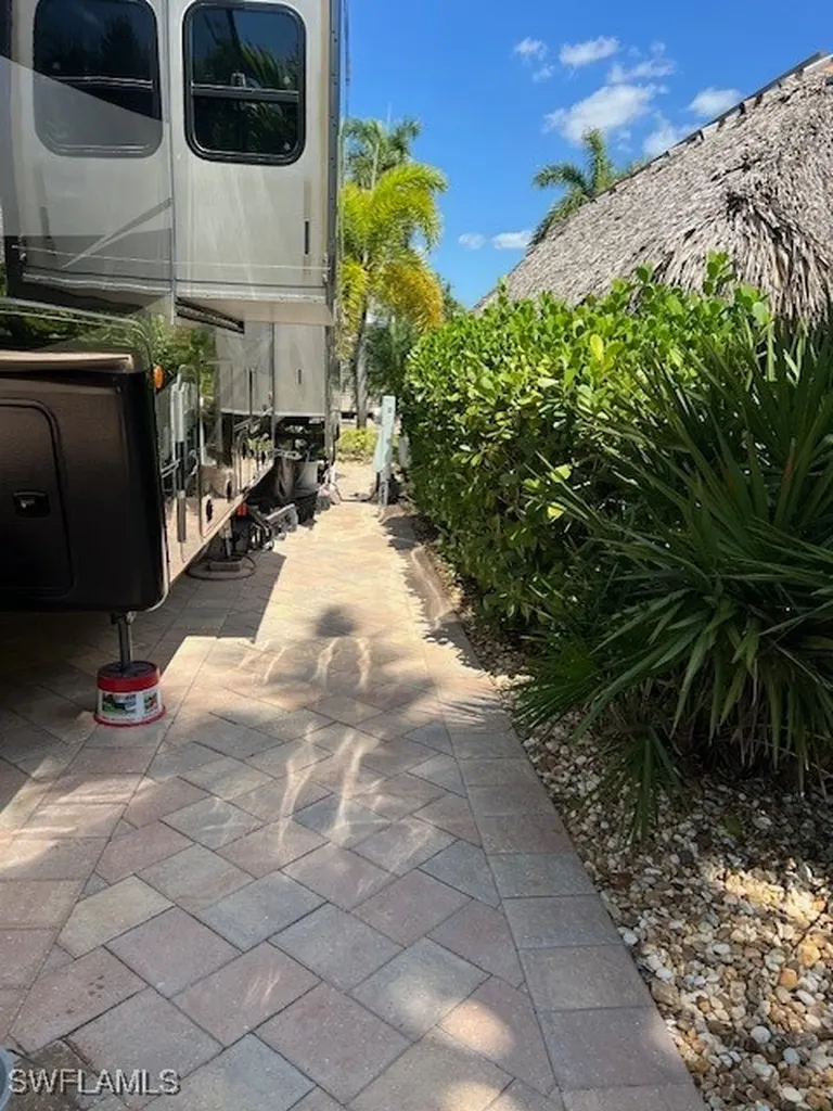 10317 Fire Flag Trail Fort Myers FL 33905