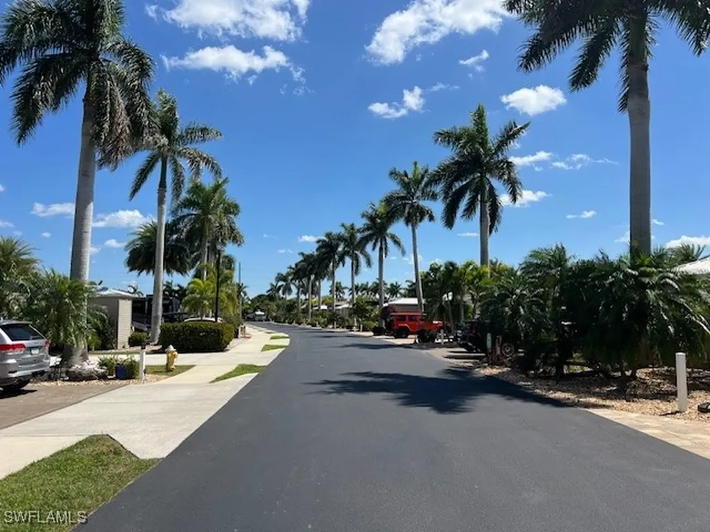 10317 Fire Flag Trail Fort Myers FL 33905