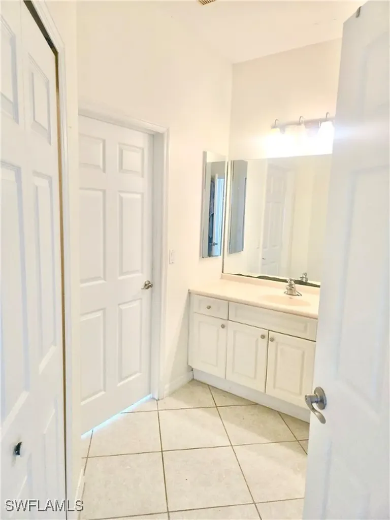 Cape Coral FL 33993