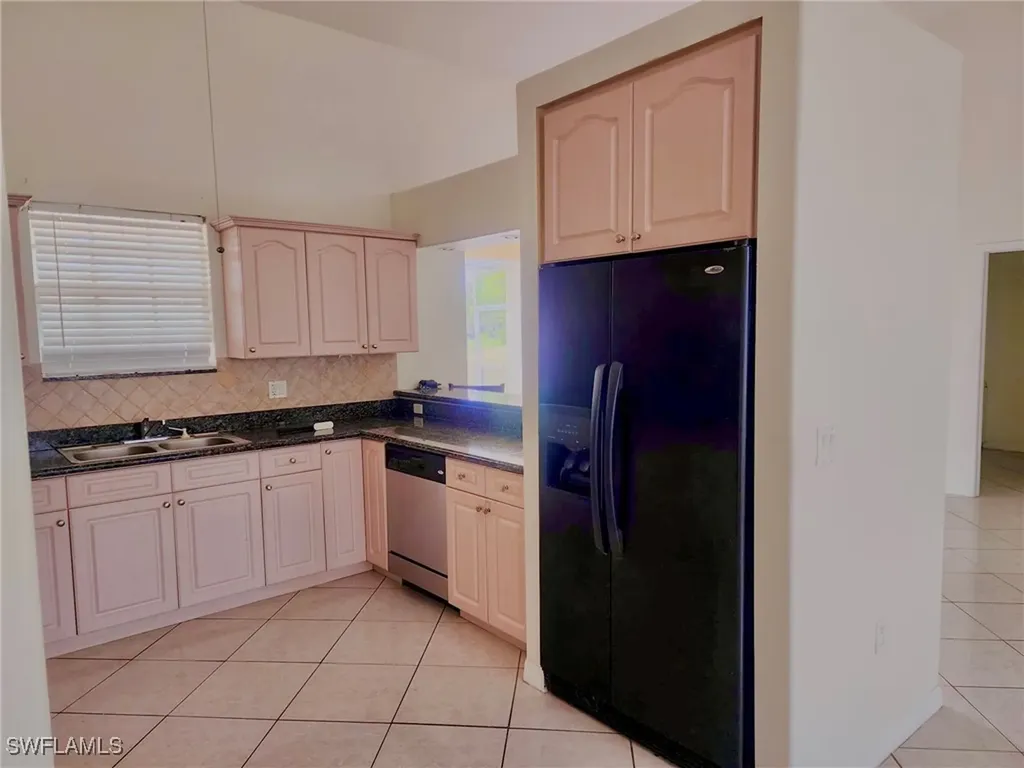 Cape Coral FL 33993
