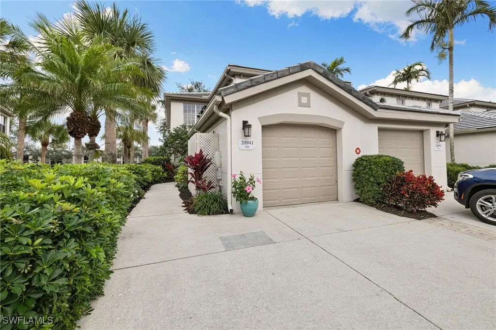 20941 Island Sound Circle Estero FL 33928