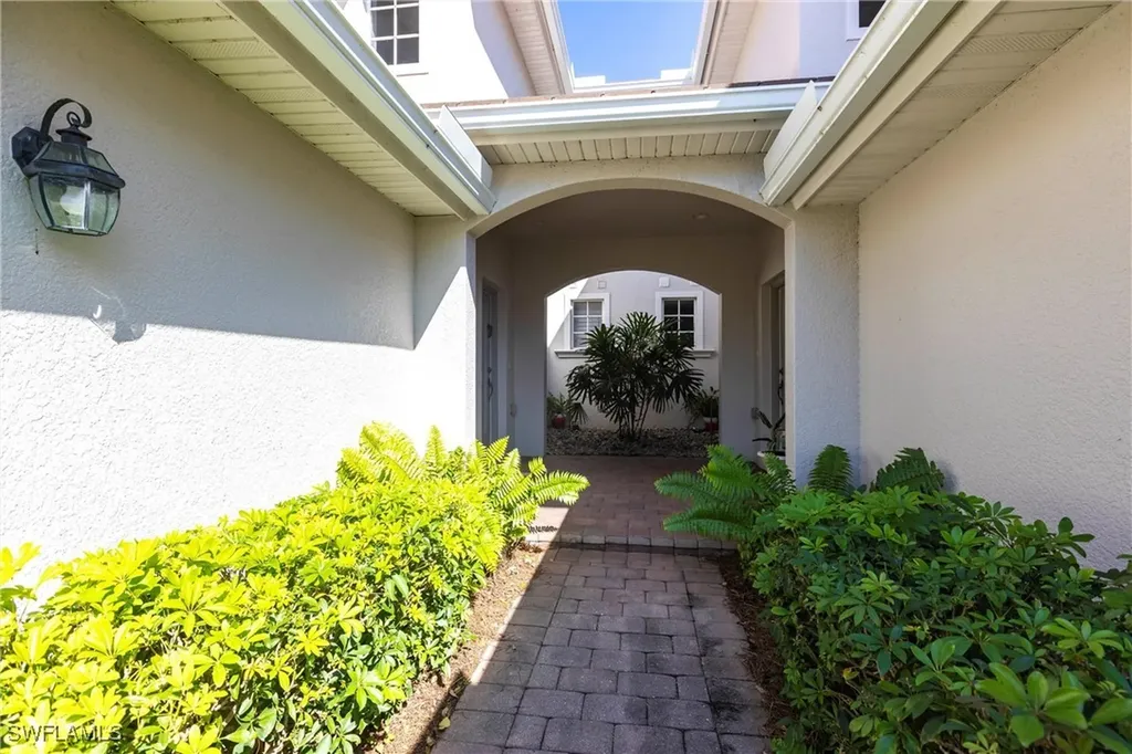 13111 Pebblebrook Point Circle Fort Myers FL 33905