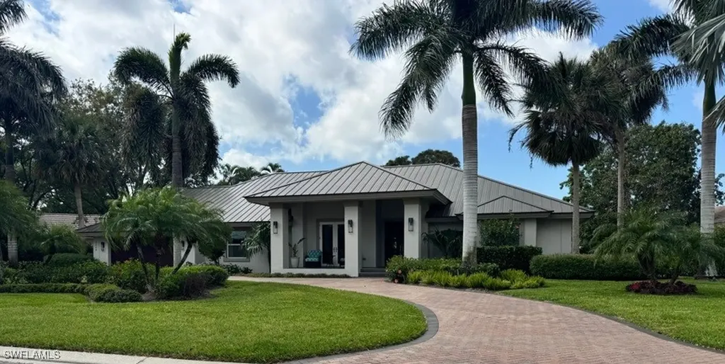 3668 Woodlake Drive Bonita Springs FL 34134