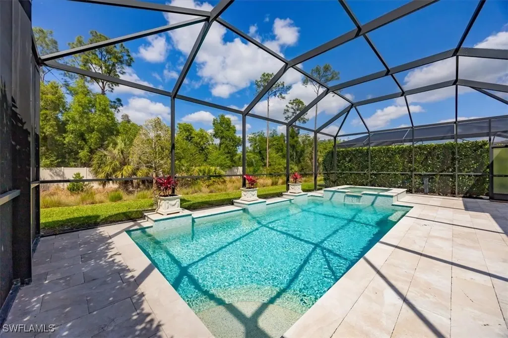Naples FL, 3512 Pilot Circle
