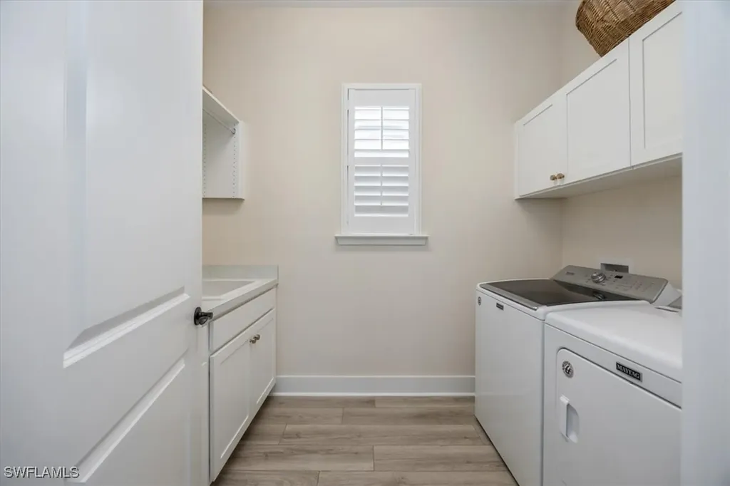 3512 Pilot Circle Naples FL 34120
