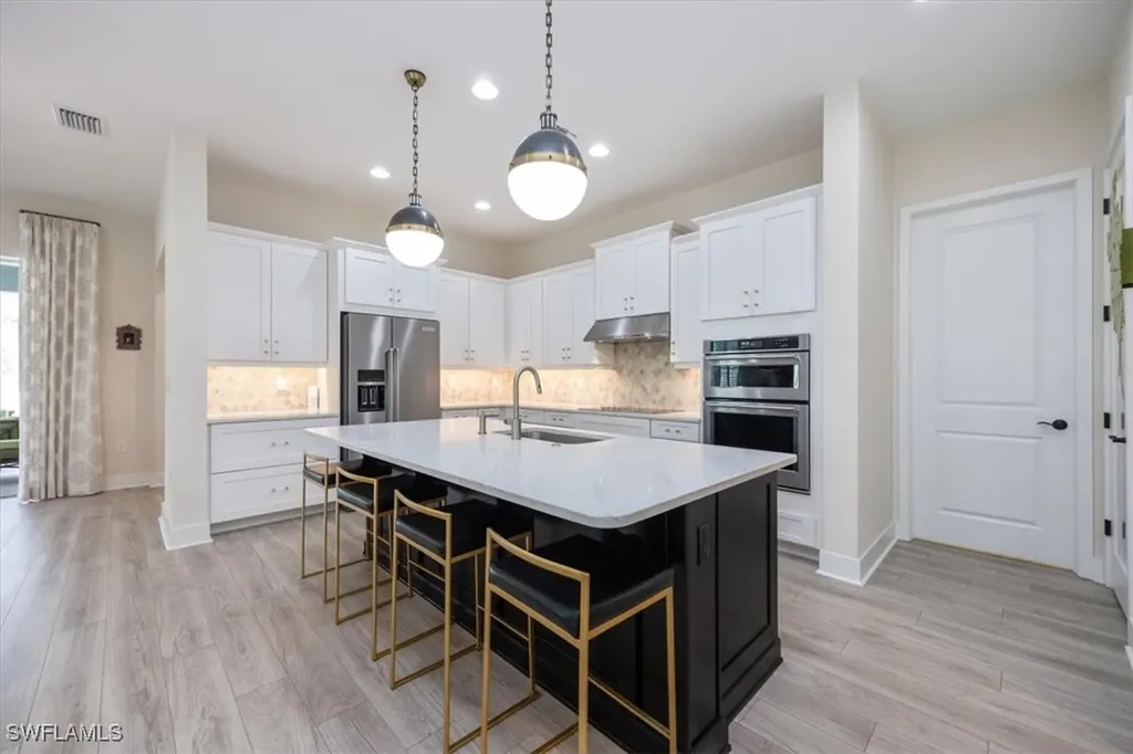 3512 Pilot Circle Naples FL 34120