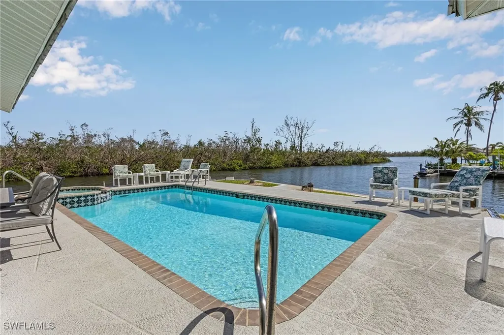 2810 Teal Court St. James City FL 33956