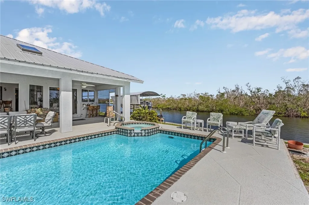 2810 Teal Court St. James City FL 33956