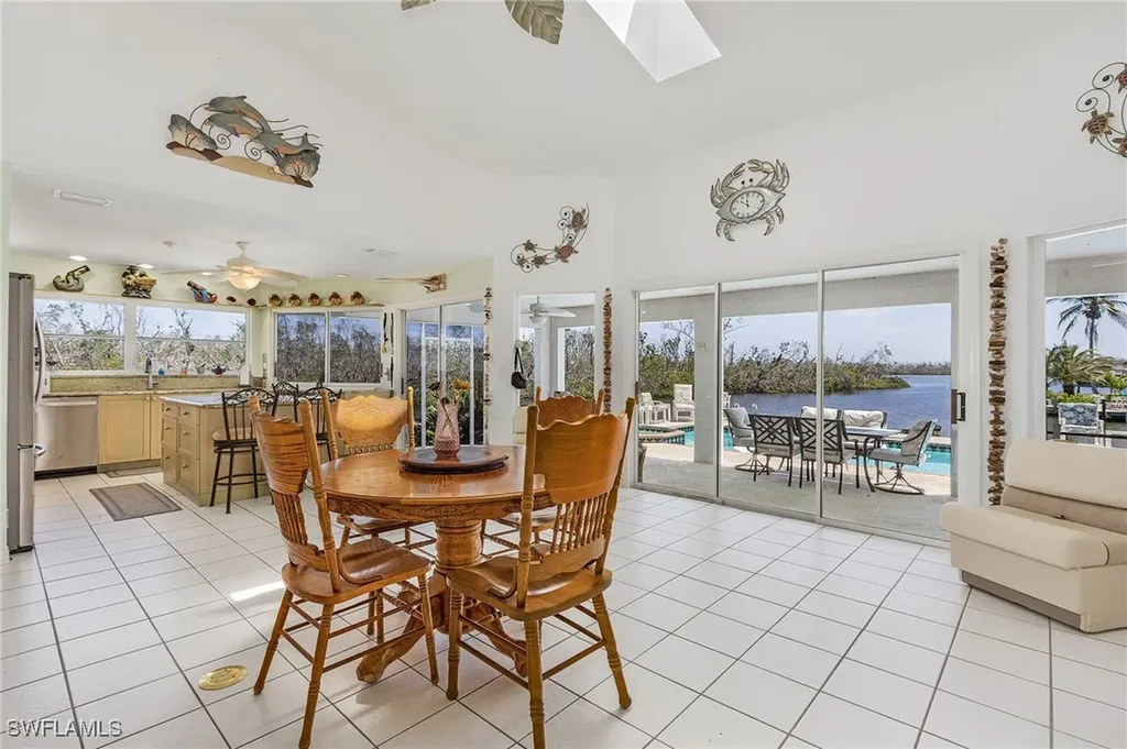 2810 Teal Court St. James City FL 33956