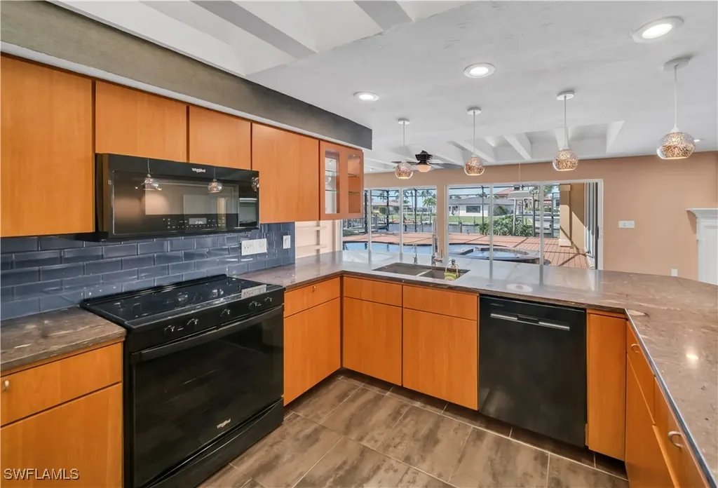 813 Cape View Drive Fort Myers FL 33919