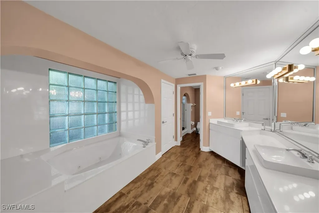 813 Cape View Drive Fort Myers FL 33919