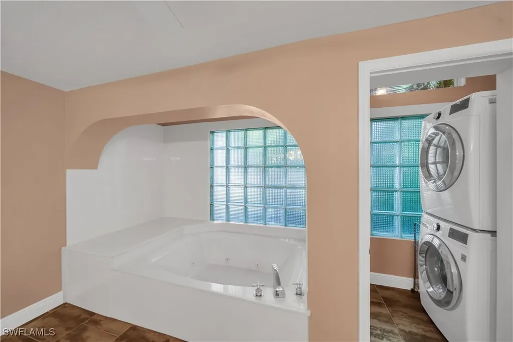 813 Cape View Drive Fort Myers FL 33919