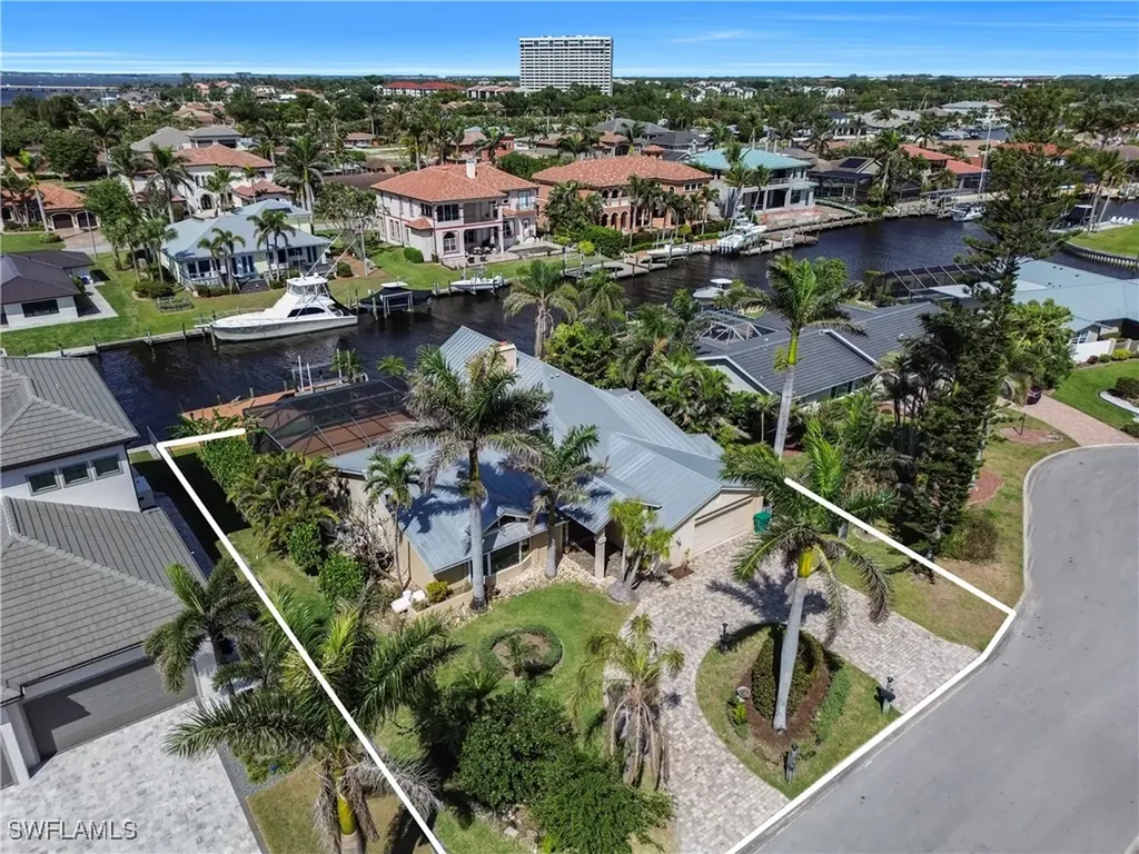 813 Cape View Drive Fort Myers FL 33919