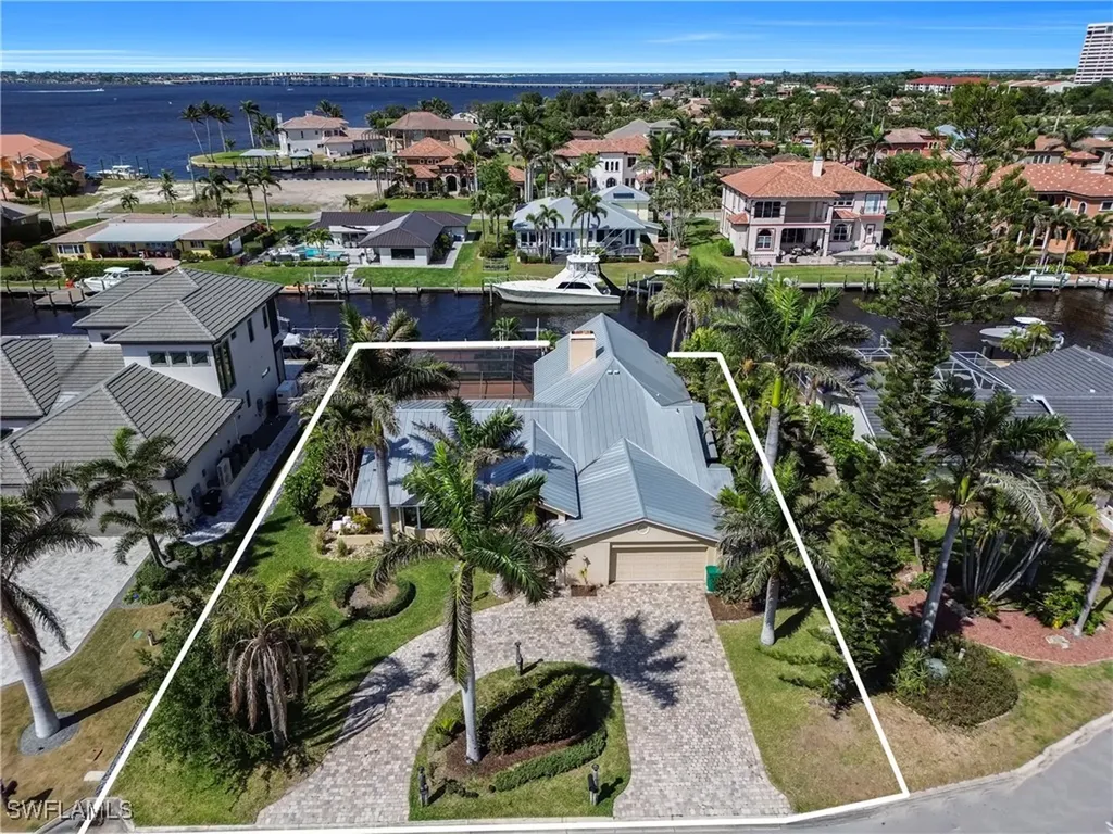 813 Cape View Drive Fort Myers FL 33919