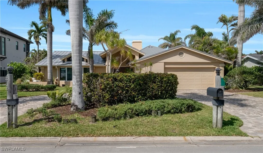 813 Cape View Drive Fort Myers FL 33919