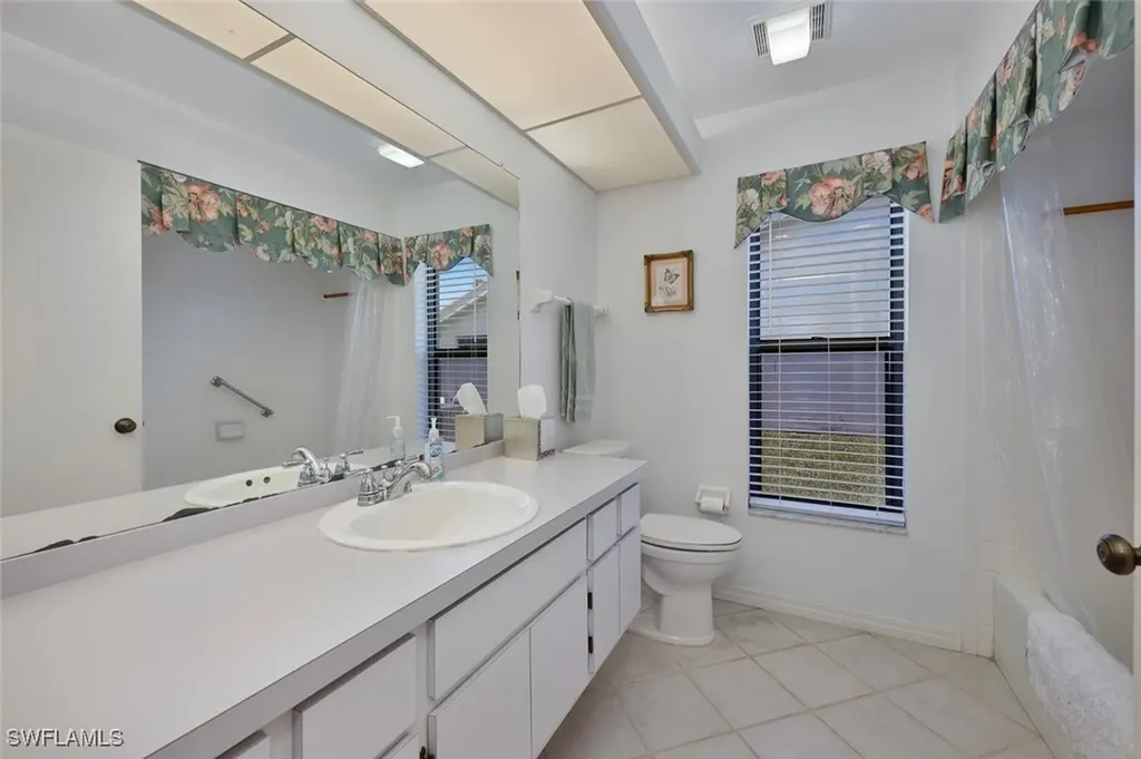 28481 Winthrop Circle Bonita Springs FL 34134