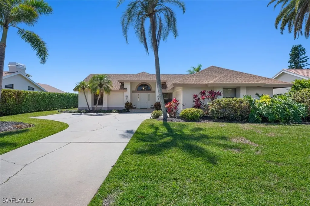 28481 Winthrop Circle Bonita Springs FL 34134