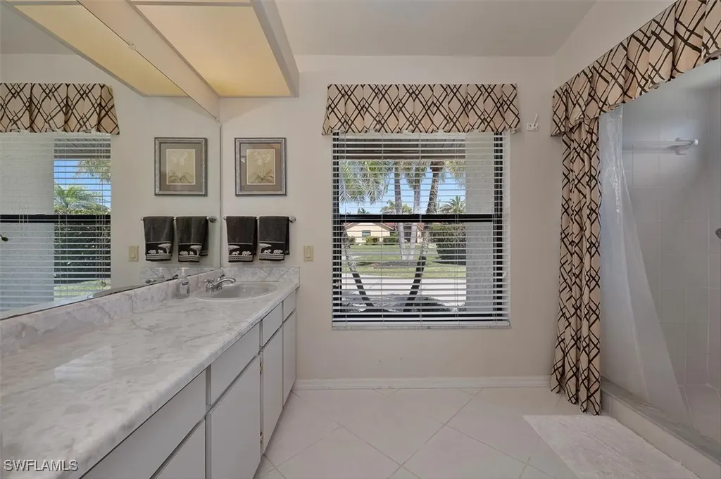 28481 Winthrop Circle Bonita Springs FL 34134