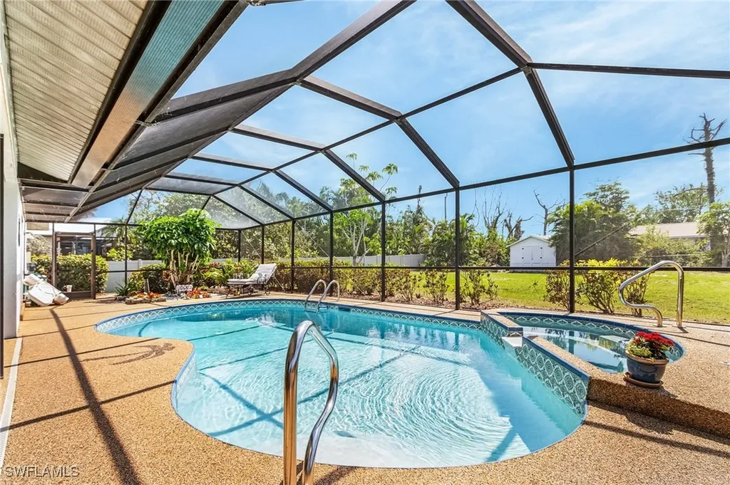 3851 Tangerine Drive St. James City FL 33956