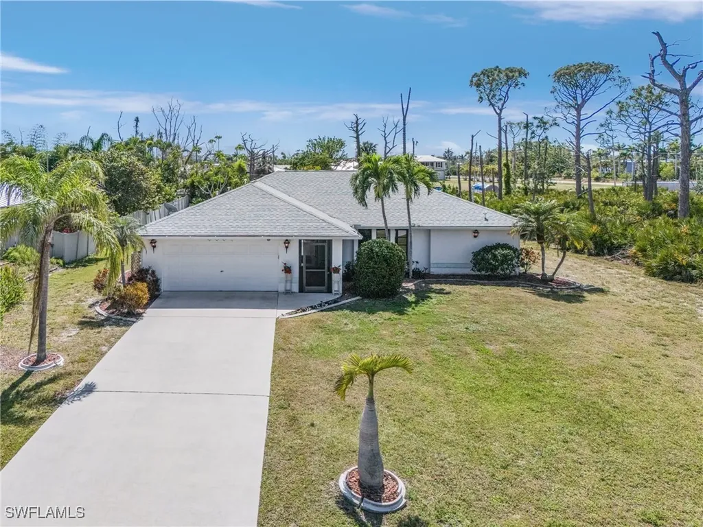 3851 Tangerine Drive St. James City FL 33956