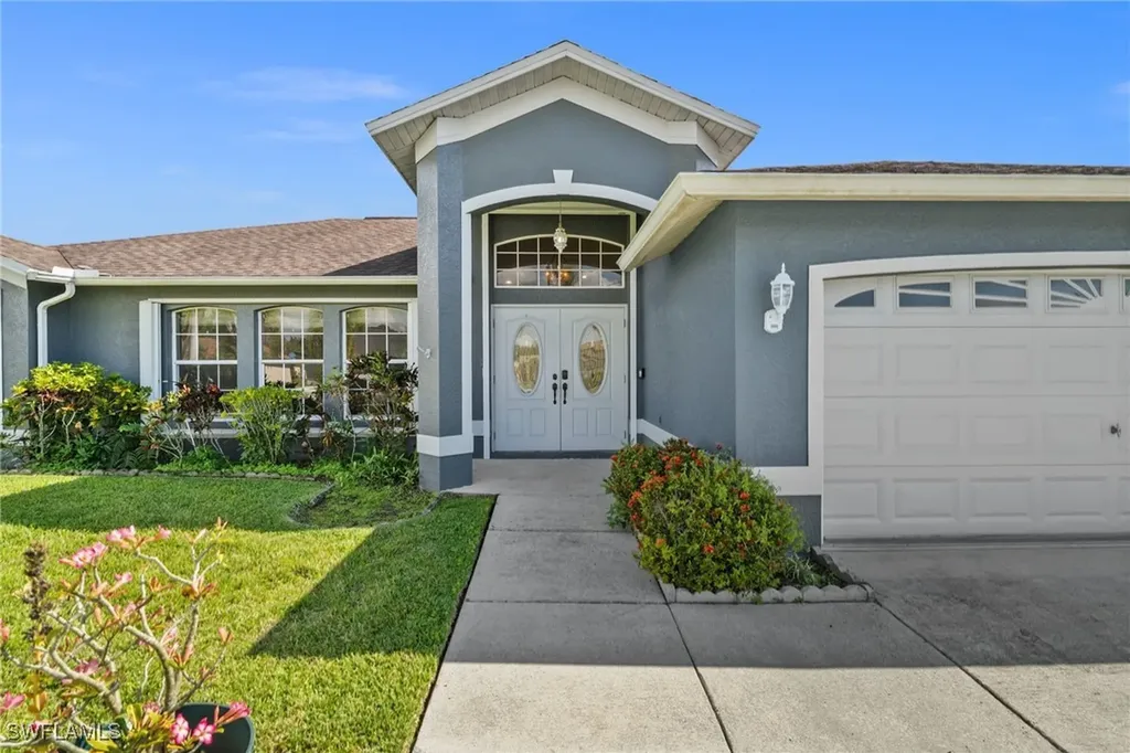 2218 NE 5th Terrace Cape Coral FL 33909