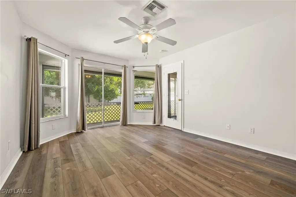 2218 NE 5th Terrace Cape Coral FL 33909