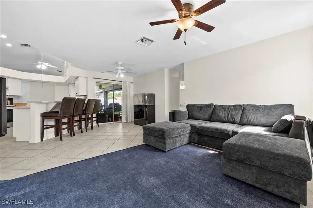 2218 NE 5th Terrace Cape Coral FL 33909